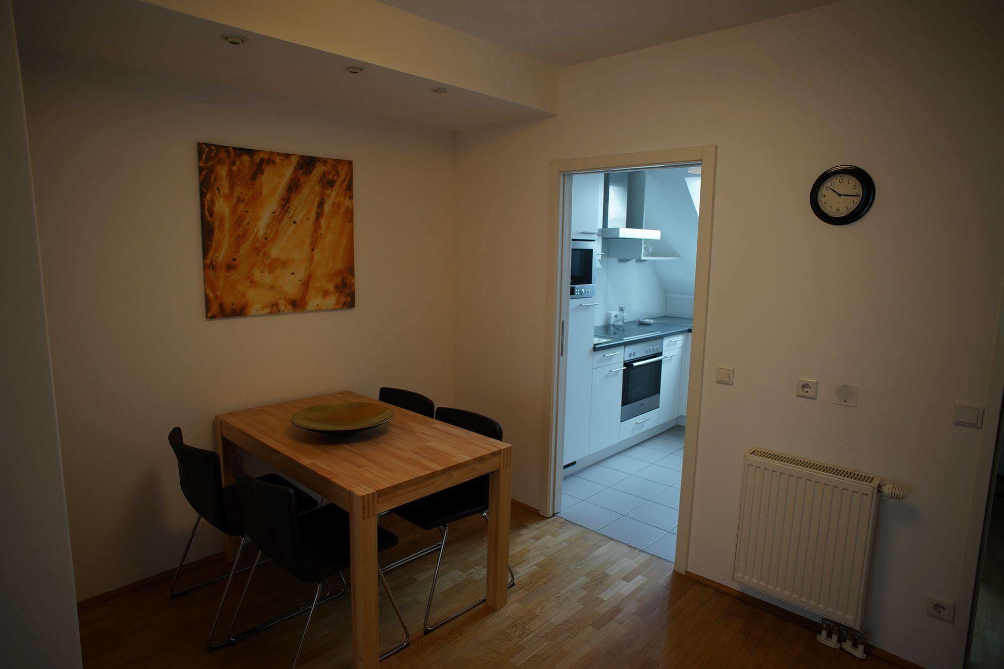 Starlight Suiten Hotel Renngasse ウィーン エクステリア 写真
