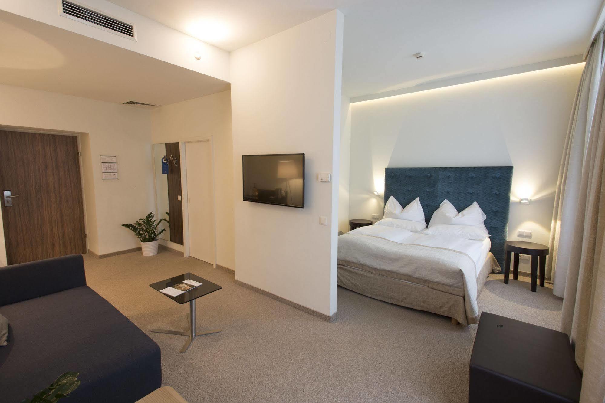 Starlight Suiten Hotel Renngasse ウィーン エクステリア 写真